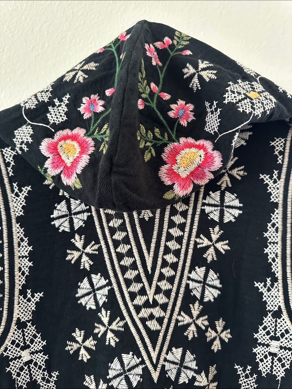 Johnny Was BIYA Black Cotton Embroidered Lilla Hoodie Duster Sweater sz Med NEW - Picture 10 of 14